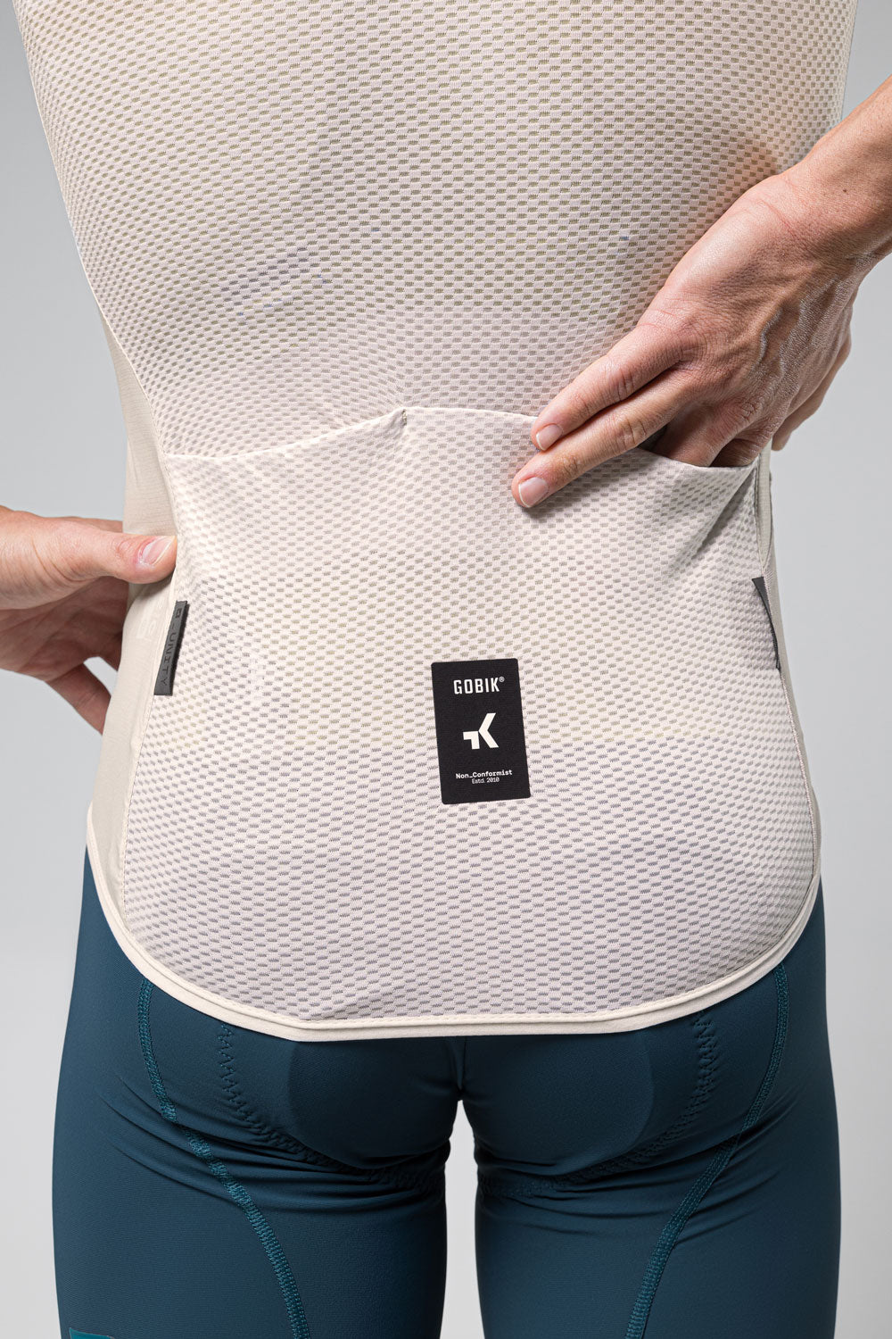 VEST PLUS 2.0 MEN TOFU